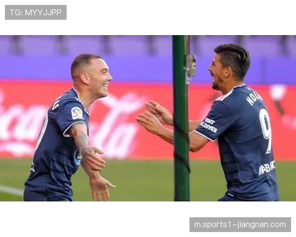 塞尔塔双前锋伊格莱西亚斯与阿斯帕斯搭档 支点作用明显