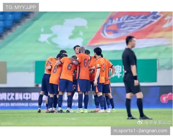 青岛海牛负七分陷保级区 外援全换阵容磨合期面临严峻考验